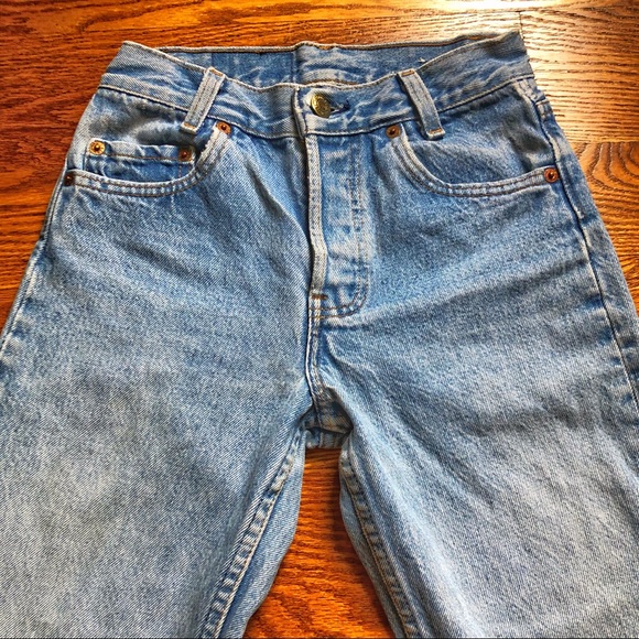 Super rare tiny vintage 701 Levi’s. Student fit. - Picture 2 of 9